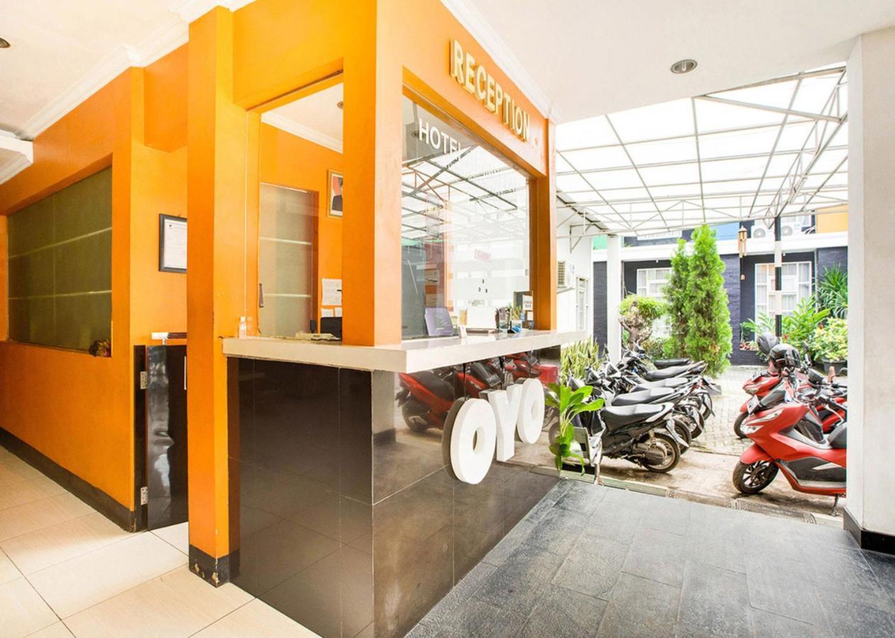 Oyo 2554 Hotel Arimbi Lama Dewi Sartika باندونج المظهر الخارجي الصورة