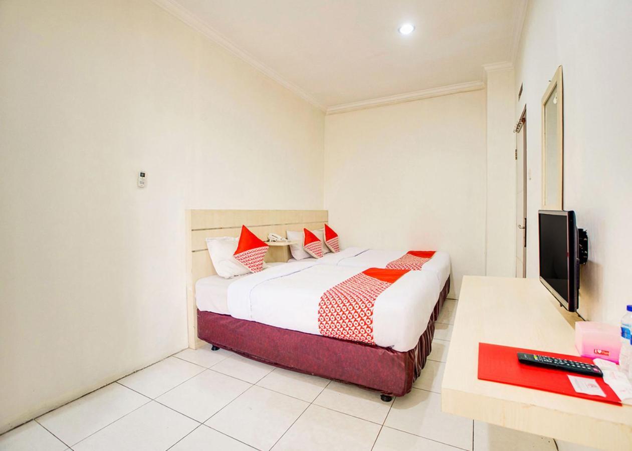 Oyo 2554 Hotel Arimbi Lama Dewi Sartika باندونج المظهر الخارجي الصورة