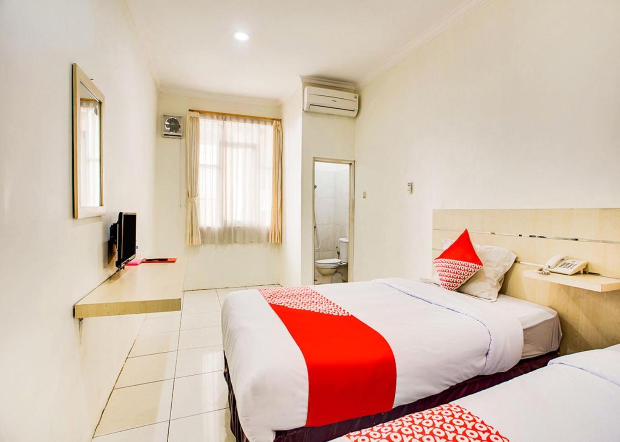 Oyo 2554 Hotel Arimbi Lama Dewi Sartika باندونج المظهر الخارجي الصورة