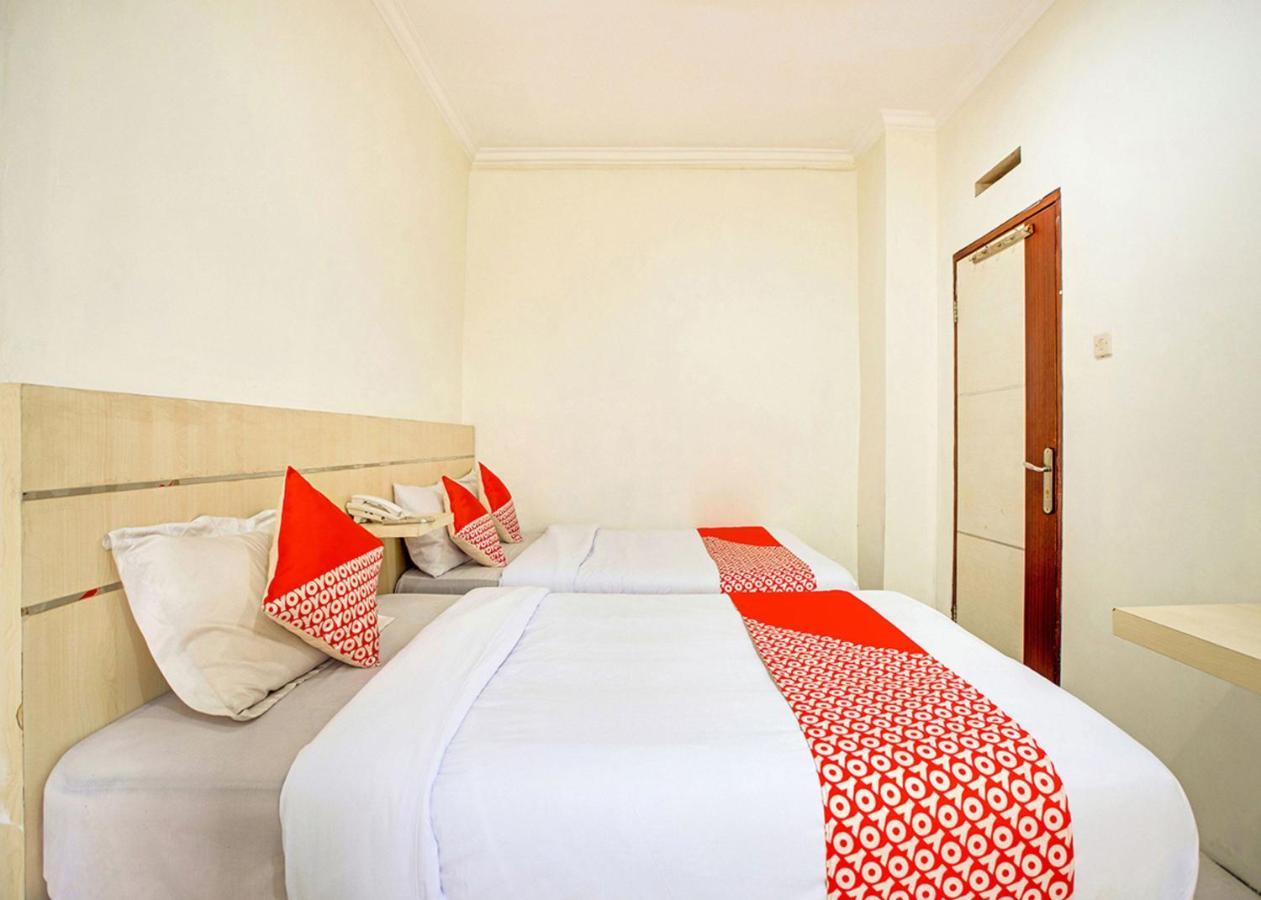 Oyo 2554 Hotel Arimbi Lama Dewi Sartika باندونج المظهر الخارجي الصورة